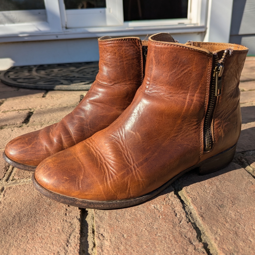 Frye Leather Chelsea Style Boots